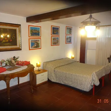 圣苏西住宿加早餐别墅酒店 3* 奇维塔韦基亚