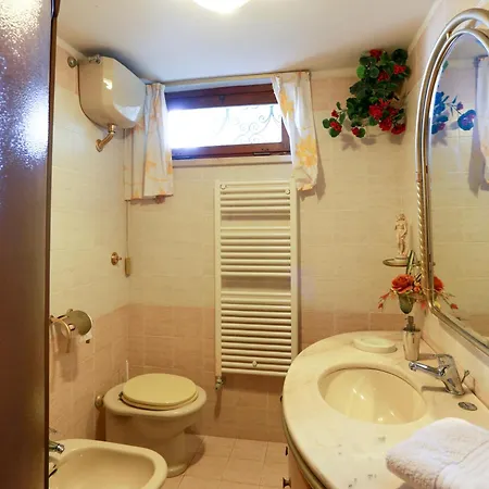 圣苏西住宿加早餐别墅酒店 奇维塔韦基亚