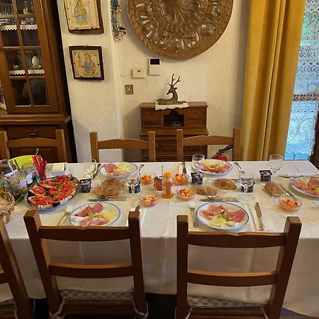 Sans Souci Bed & Breakfast 3*