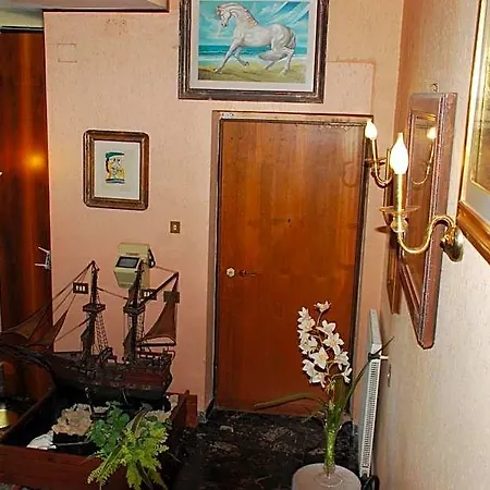 Sans Souci Bed & Breakfast