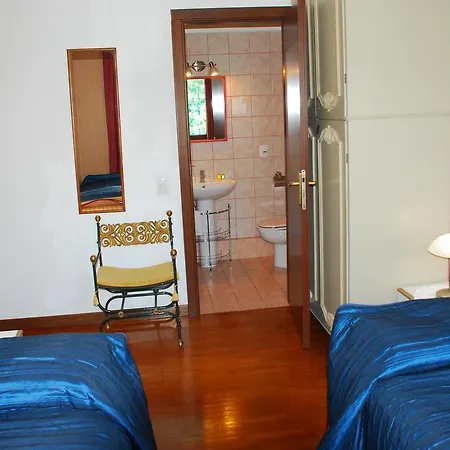 Bed & Breakfast Sans Souci 3*